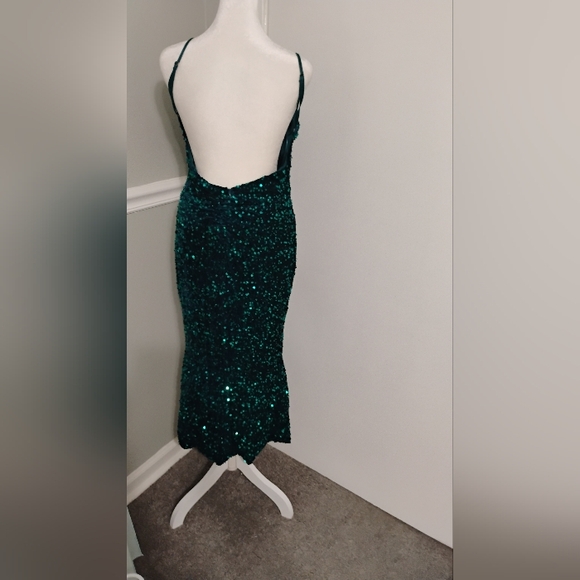 NWT Baltic Born Valdez Women's Sequined Green Gown Sz M - Picture 4 of 4